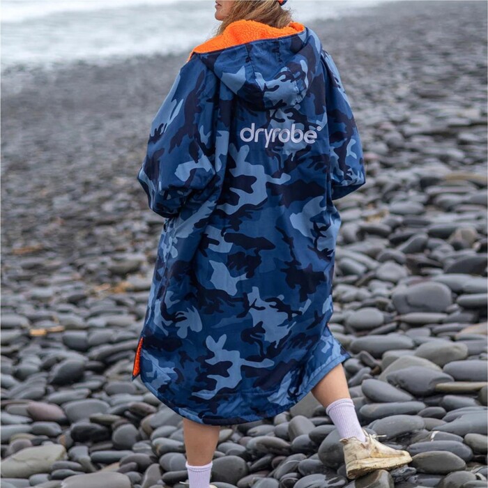 2024 Dryrobe Advance Long Sleeve Changing Robe V3 DALSV3 - Blue Camo / Orange